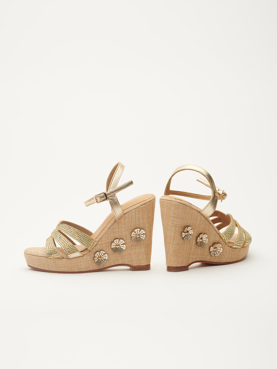 GARDEN OF GOSSIP PLATFORMS