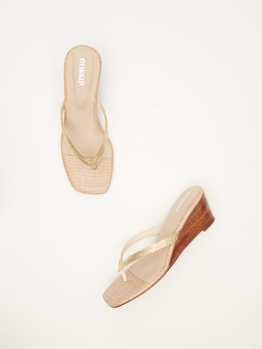 SIGNATURE THONG WEDGES