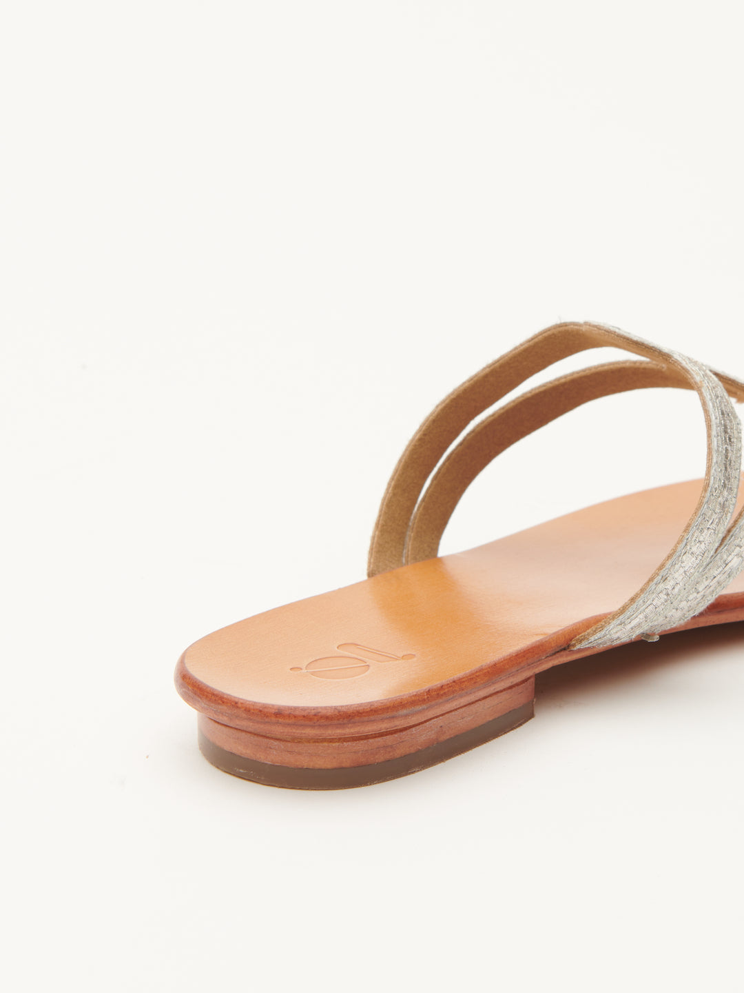 PITTA' MOTIF EMBROIDERED FLATS