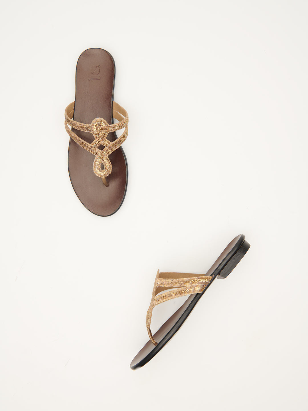 PITTA' MOTIF EMBROIDERED FLATS