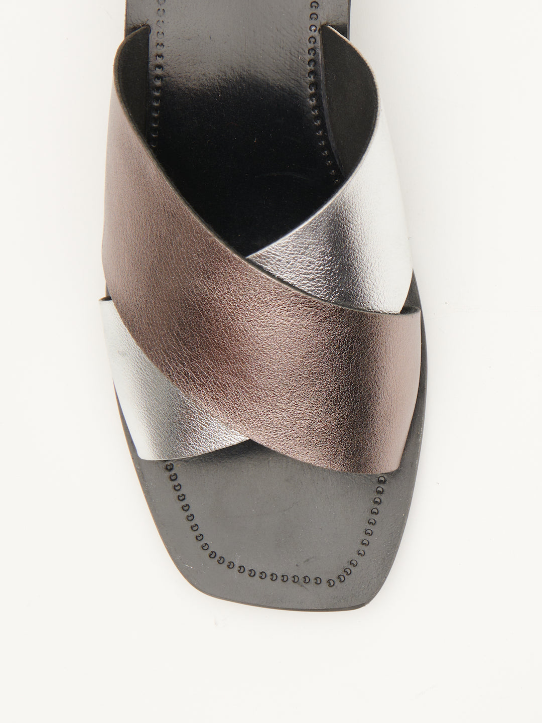 CROSSROADS METALLIC WEDGES