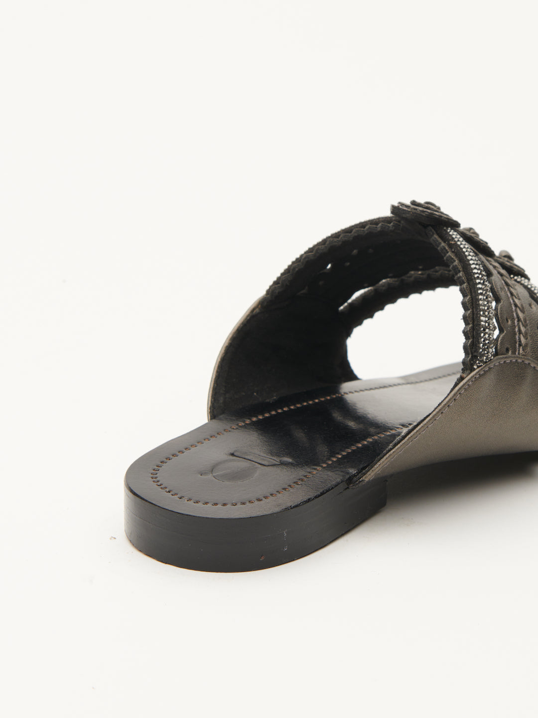 GOSSIP GALORE KOLHAPURI FLATS