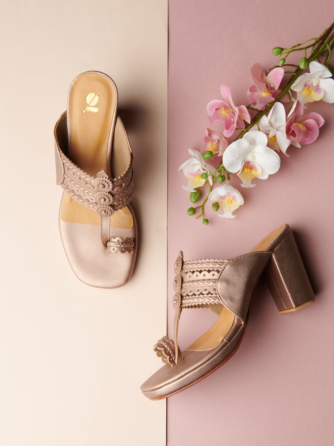 LEVELS KOLHAPURI HEELS