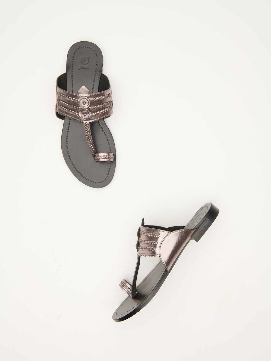 CLASSIC METALLIC KOLHAPURI