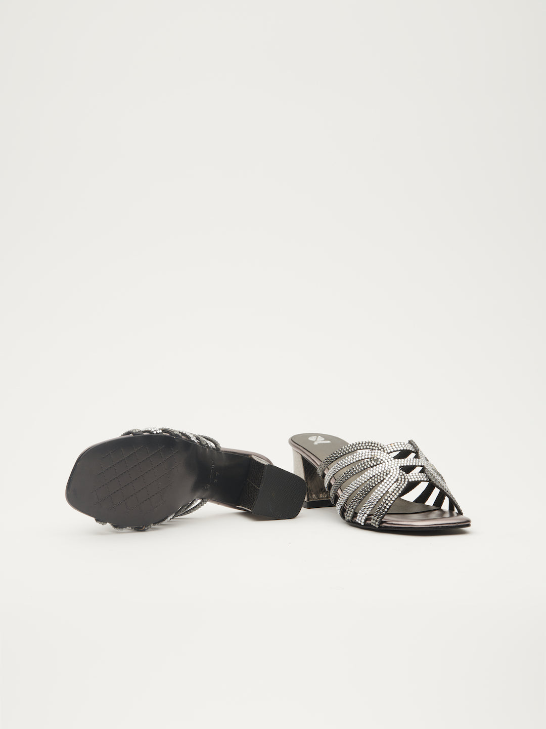 DIANE HEELS