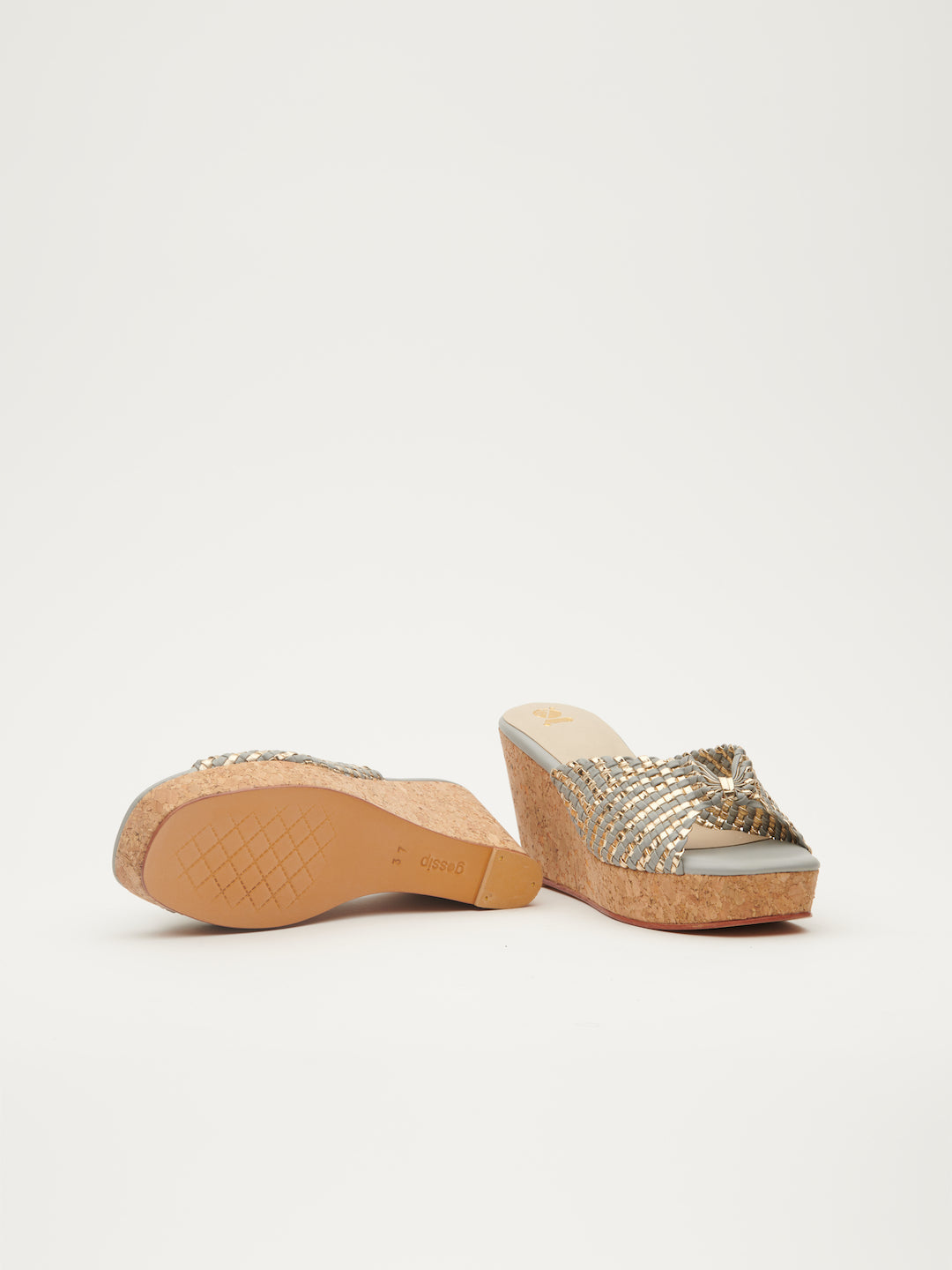 BUTTERFLY EFFECT PLATFORMS