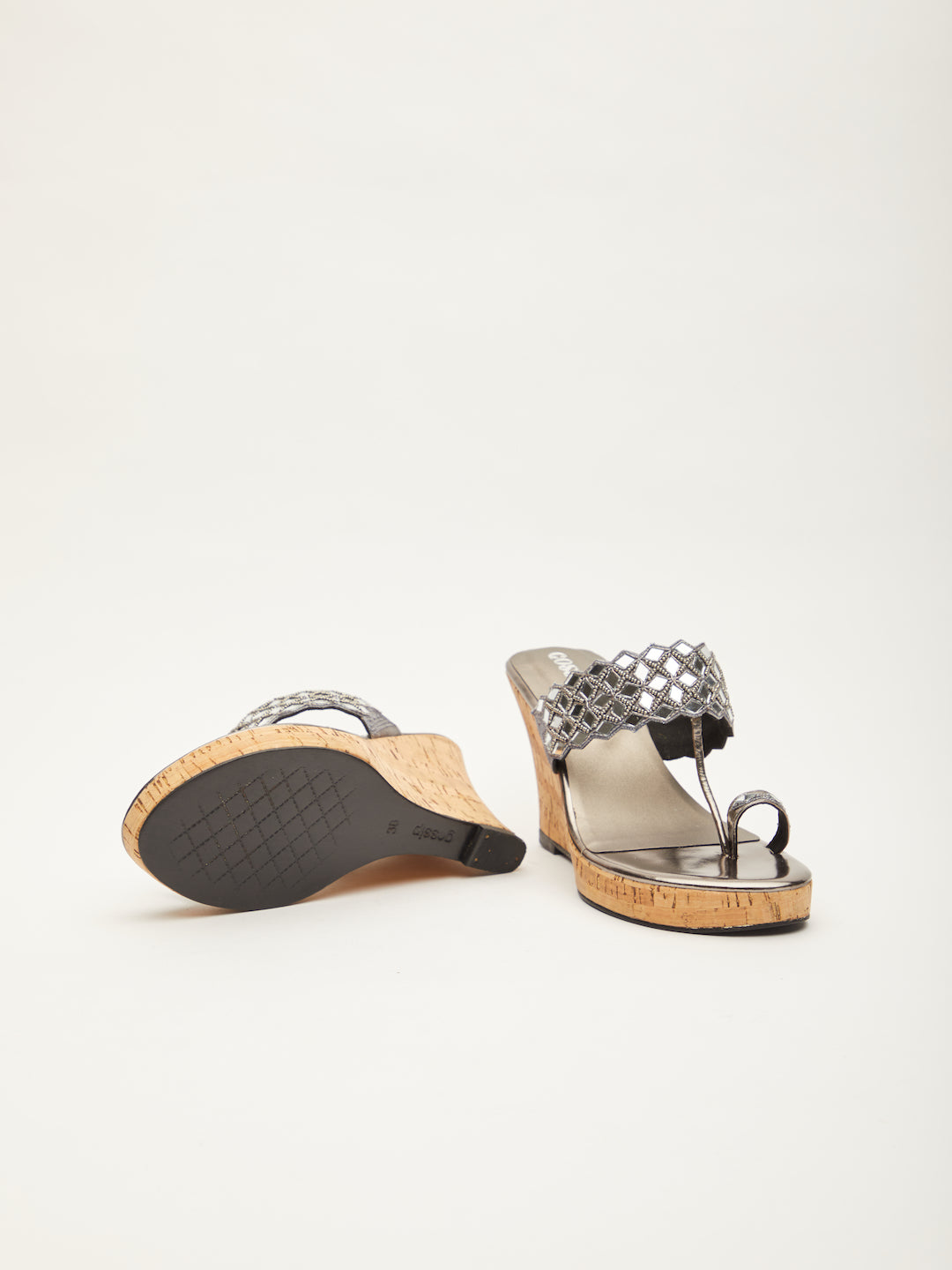 MIRROR WORK FESTIVE PLATFORMS