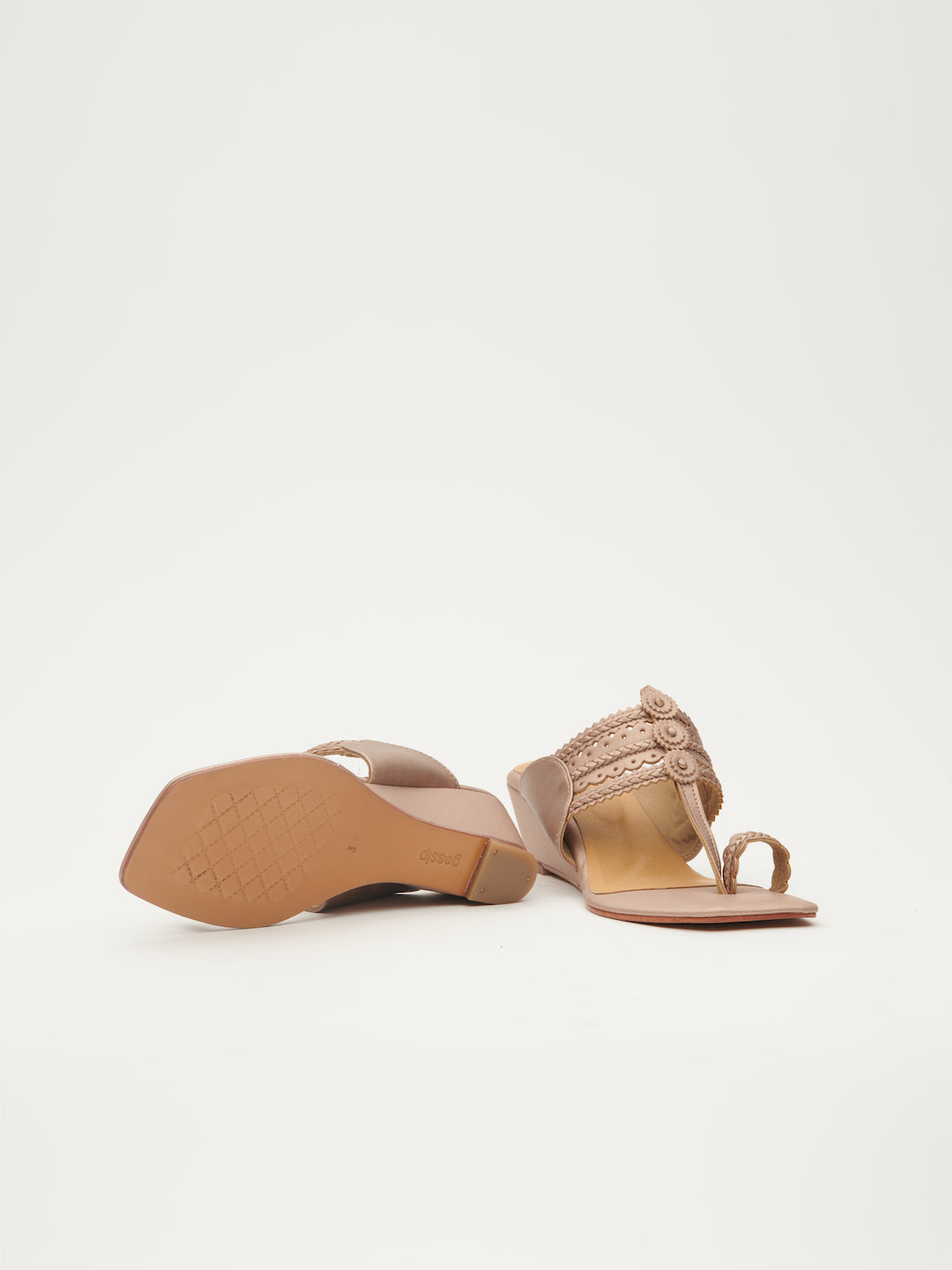 Classic Kohlapuri Wedges