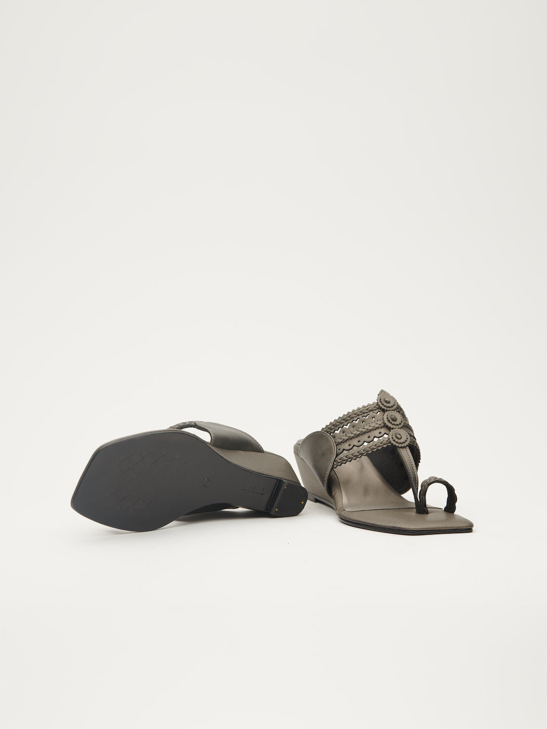 Classic Kohlapuri Wedges
