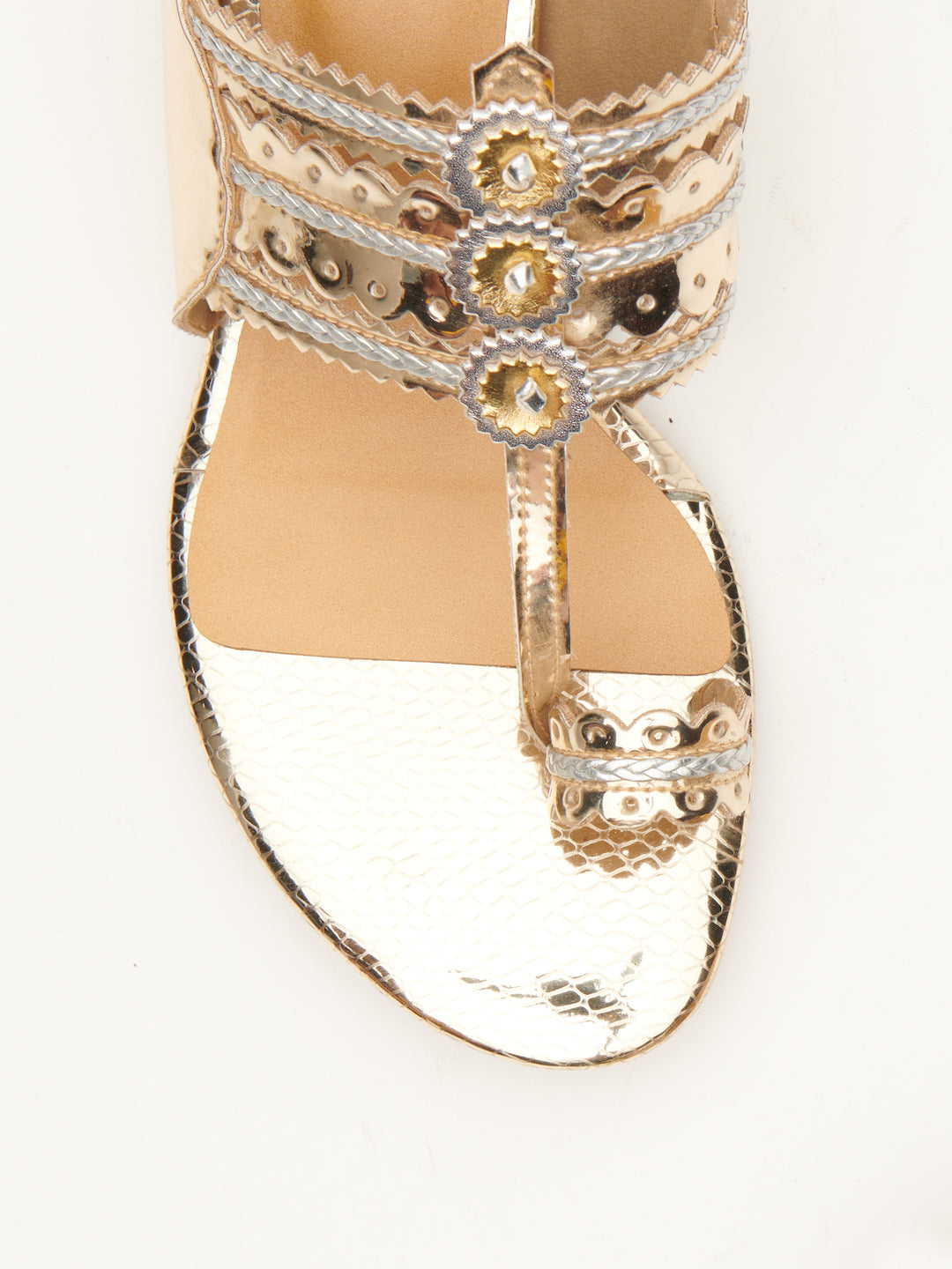 LEVELS METALLIC KOLHAPURI