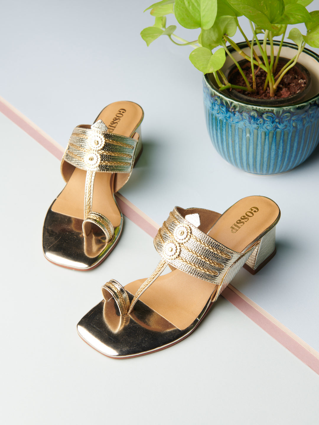 SIGNATURE DIWALI KOLHAPURI