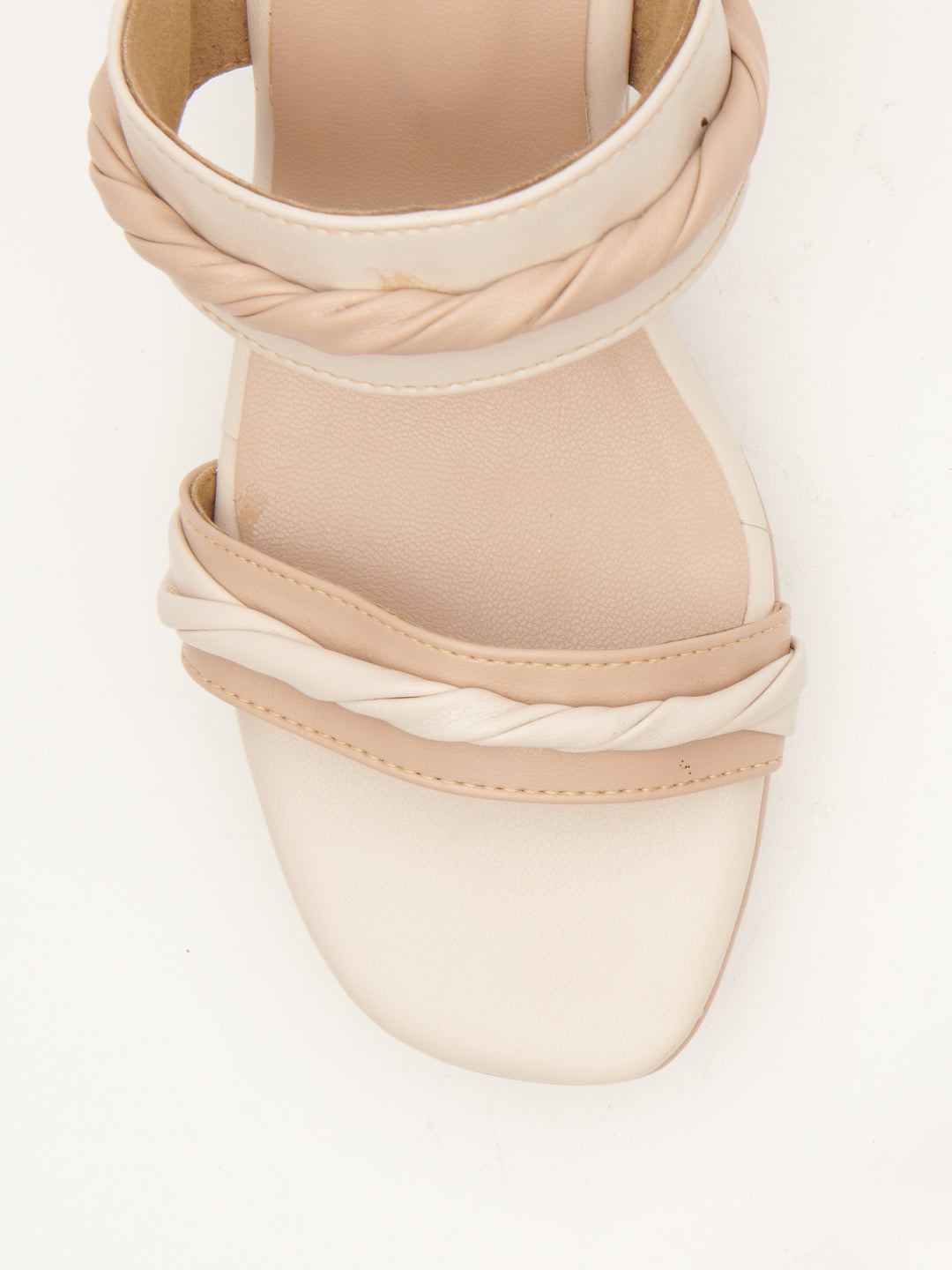 DANCING DIVA PLATFORMS