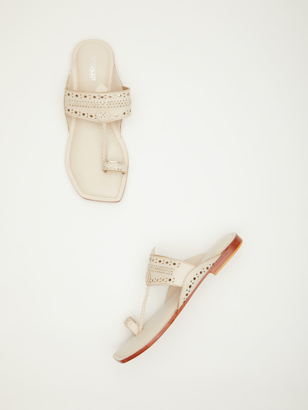 INTERLACE CUTWORK KOLHAPURI