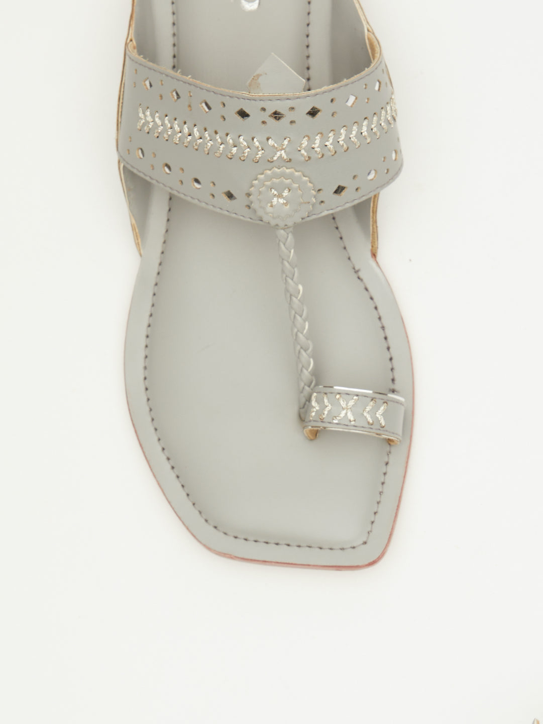 INTERLACE CUTWORK KOLHAPURI