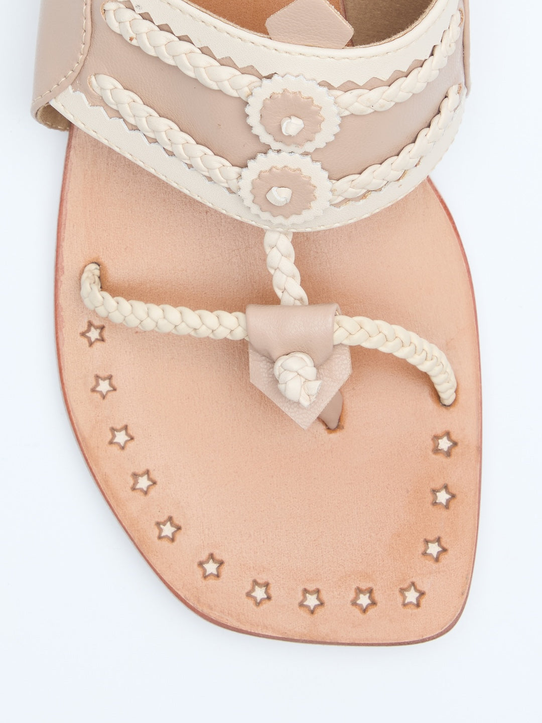 INTERLACED PUNCH KOLHAPURI