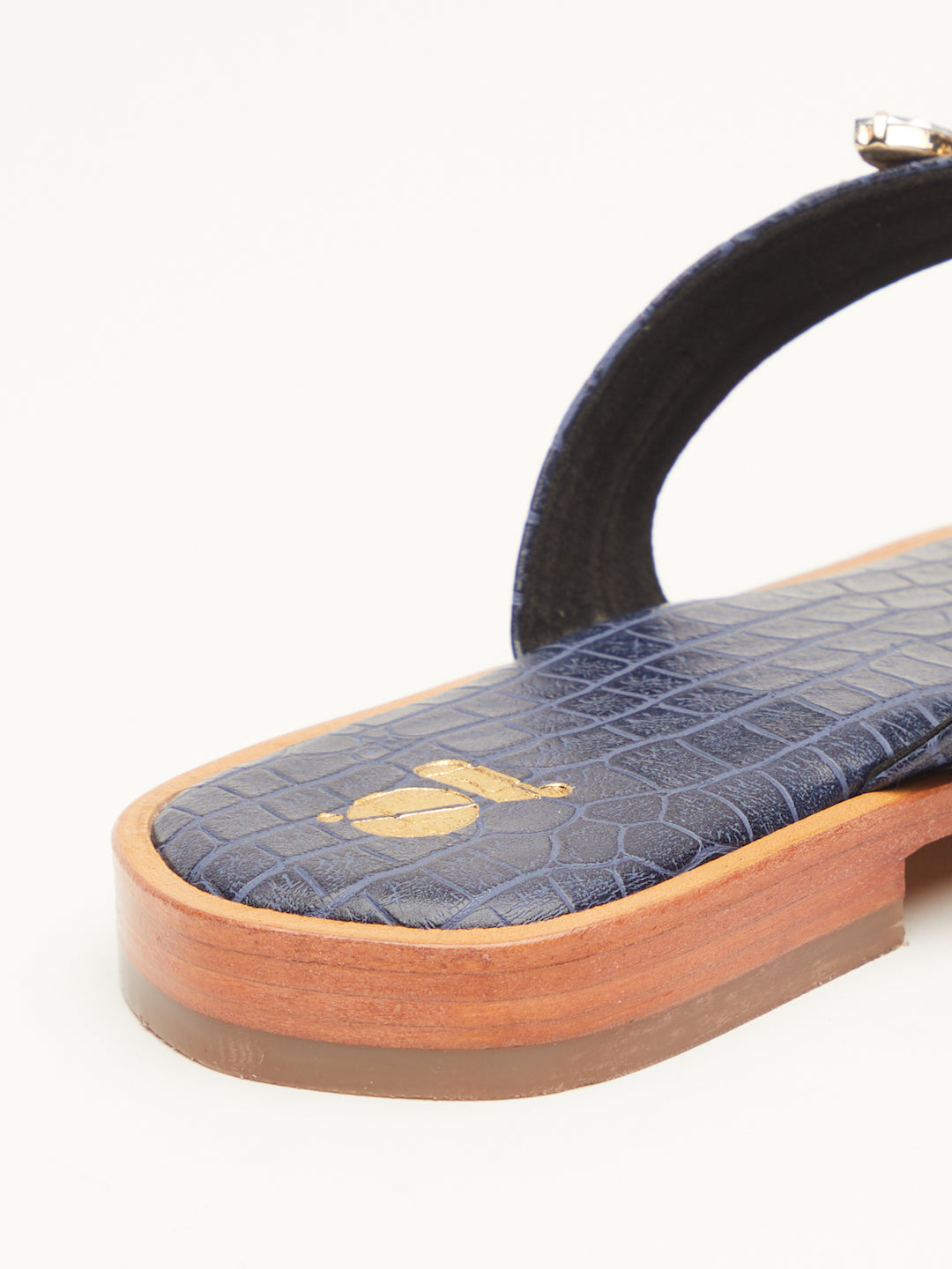 NAVRATAN SAPPHIRE THONGS