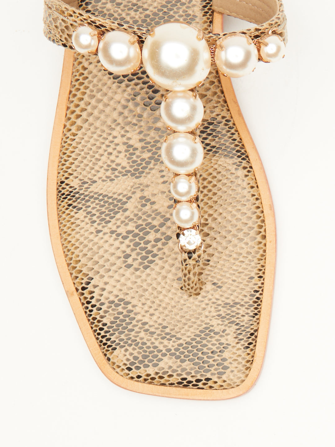 NAVRATAN CHANDRA THONGS