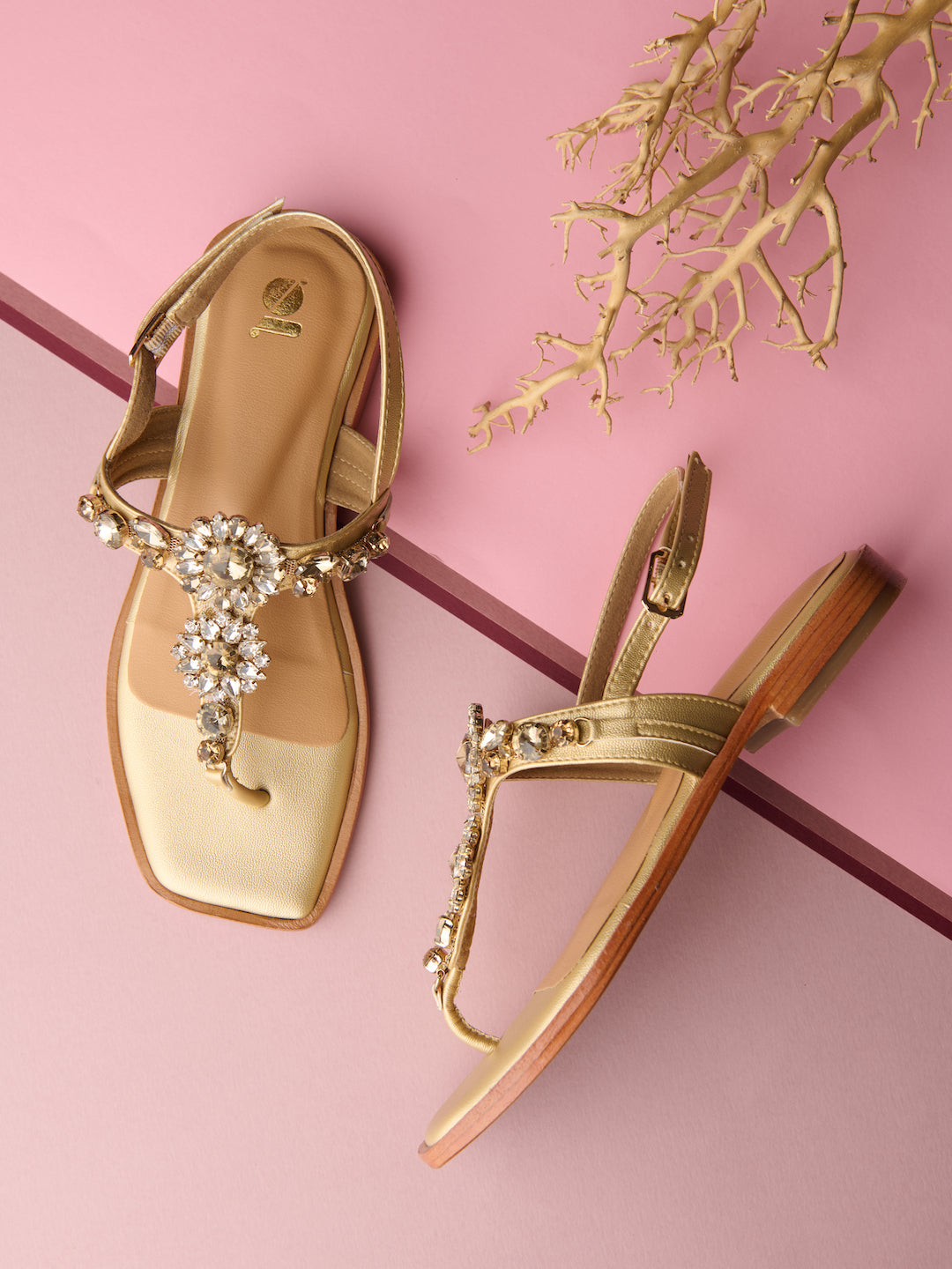 GARDEN OF ALLURE SANDALS