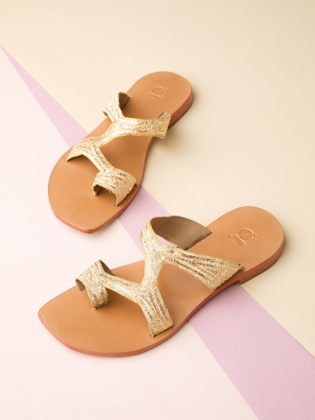 ASYMMETRICAL PITTA THONGS