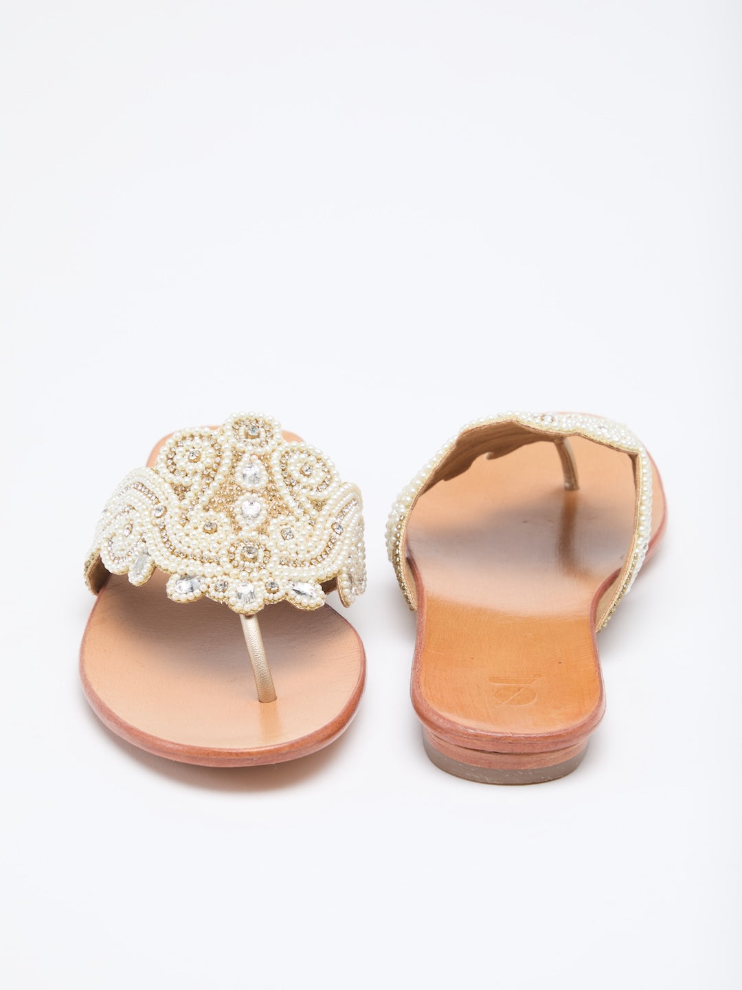 NAAZ EMBROIDERED FLATS