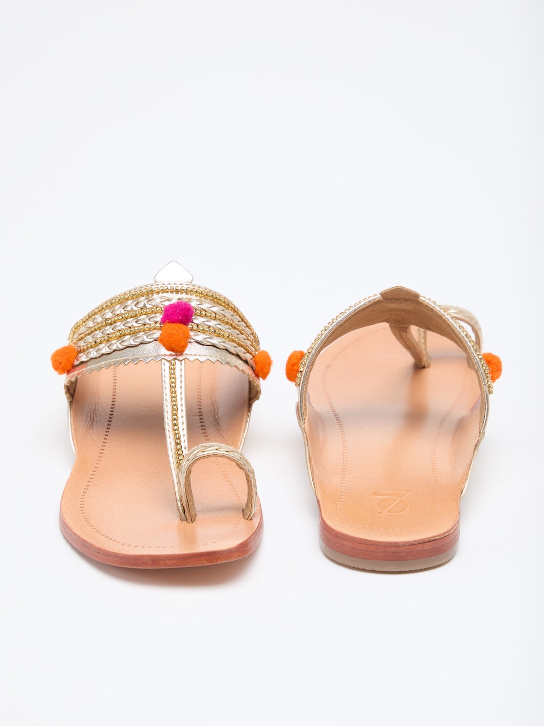 ZENDAYA FLATS