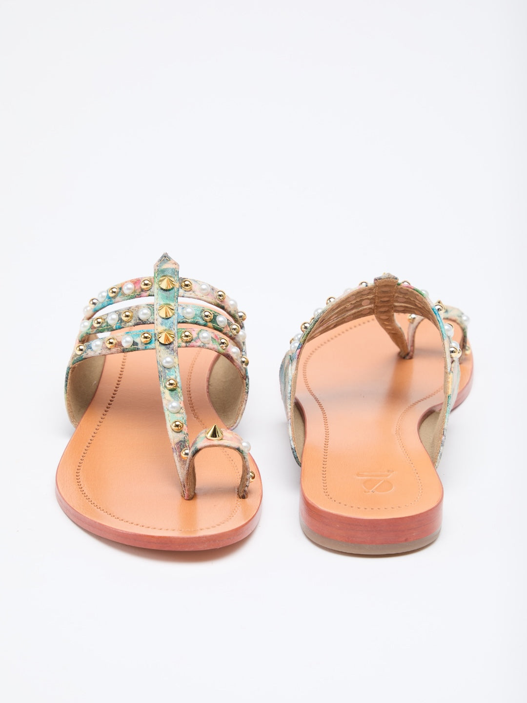 THREE WISHES KOLHAPURI