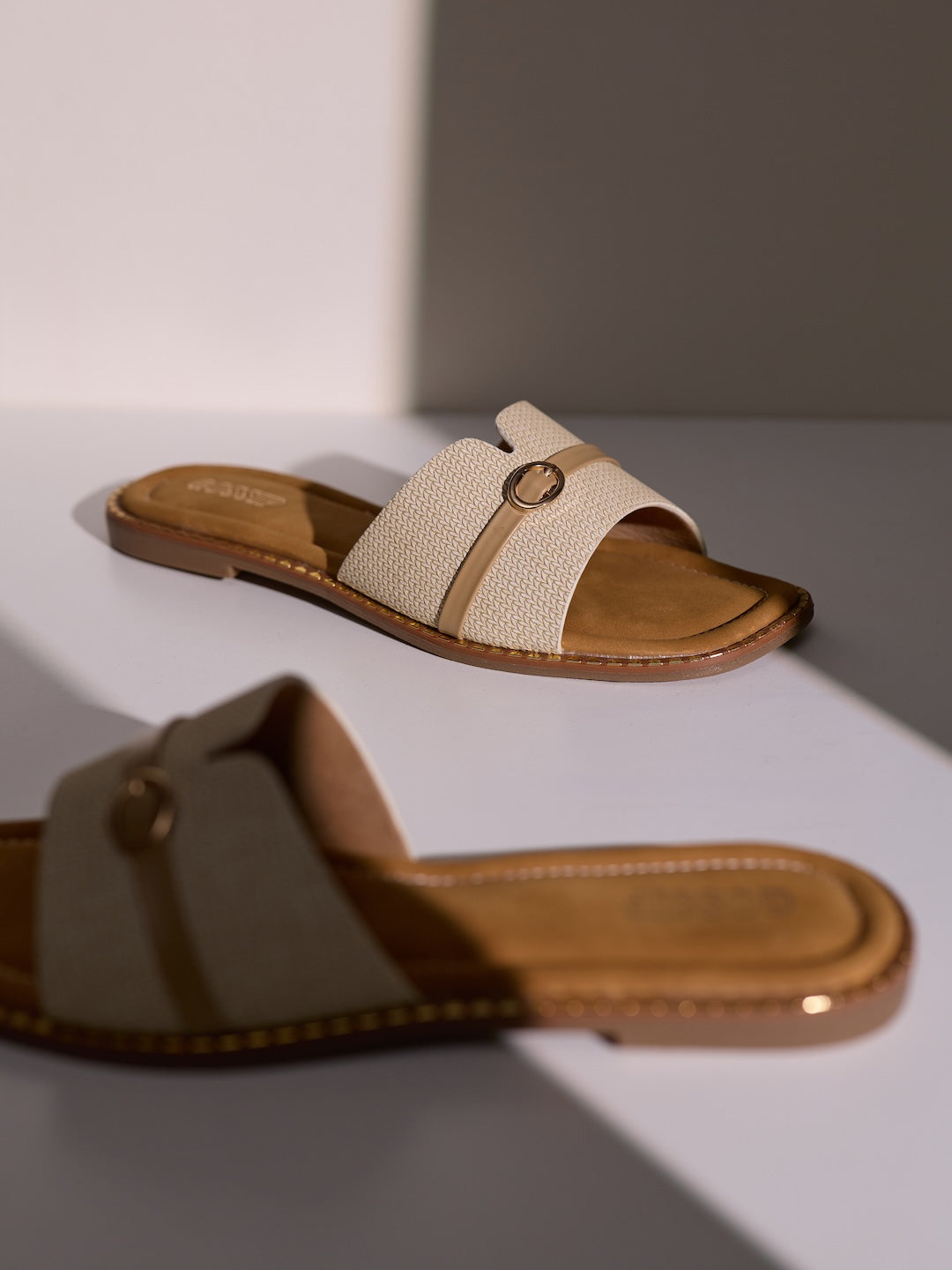 The Buckle Edit Flats