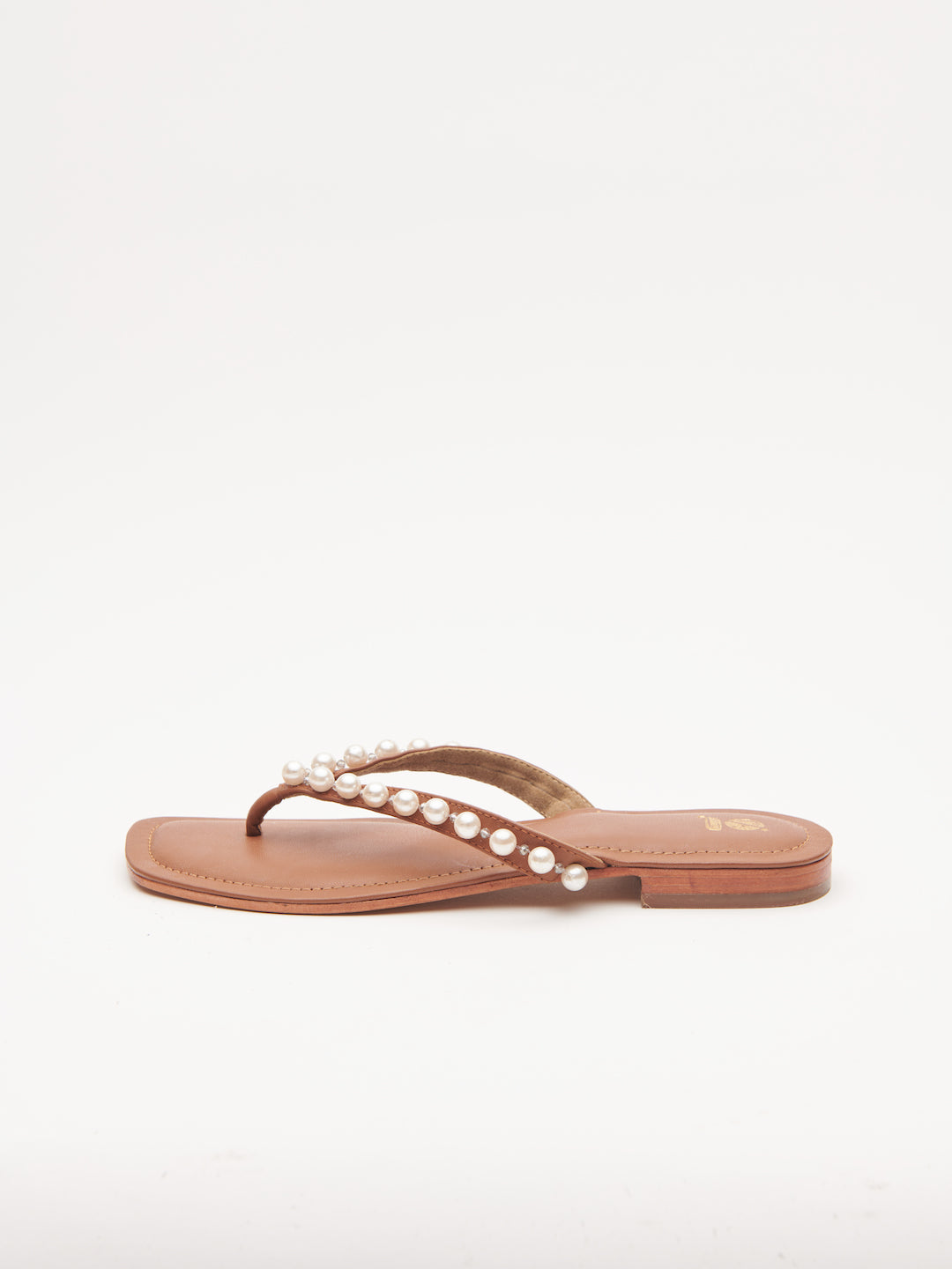 CONTEMPORARY PEARL FLATS