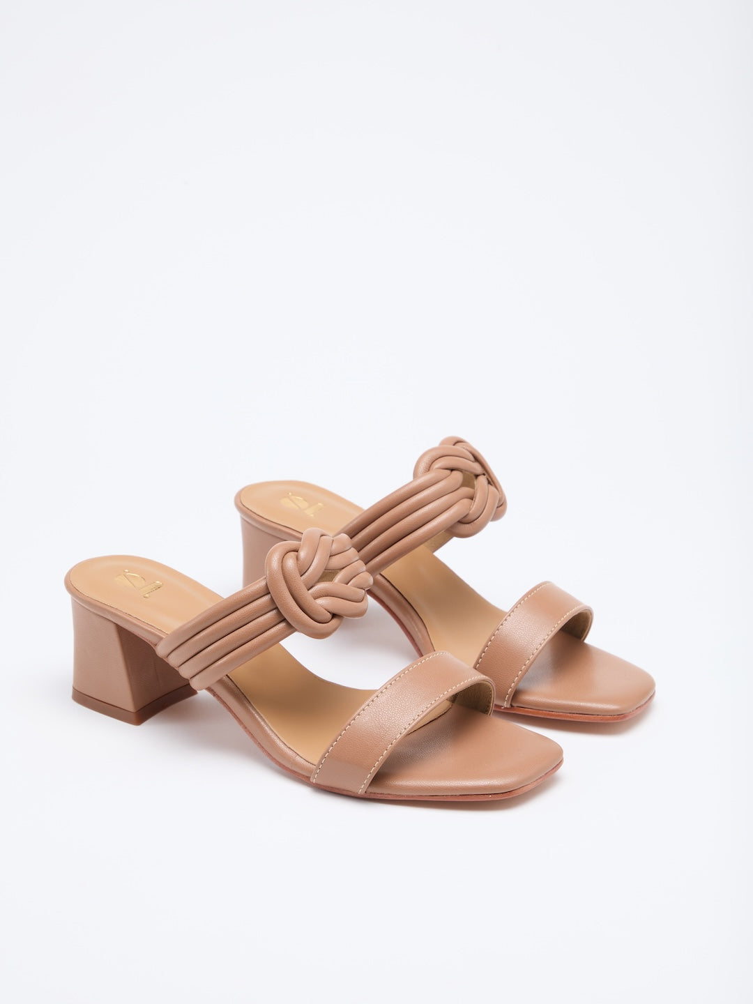 TWISTED FANTASY HEELS