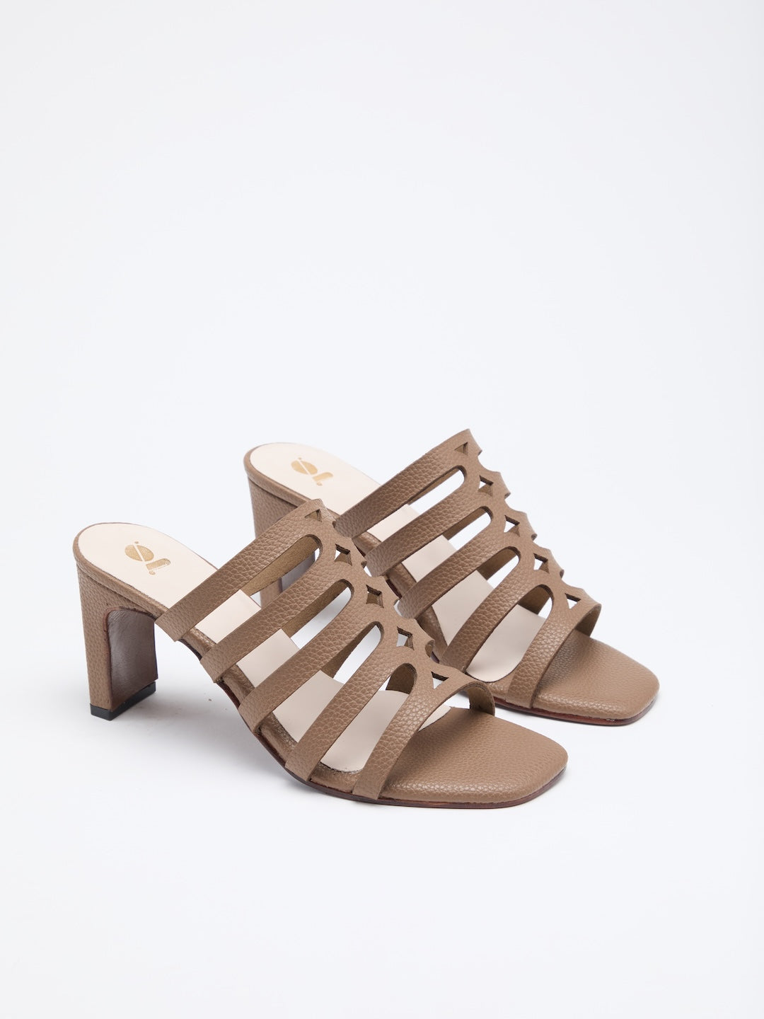 TRACE THEORY HEELS