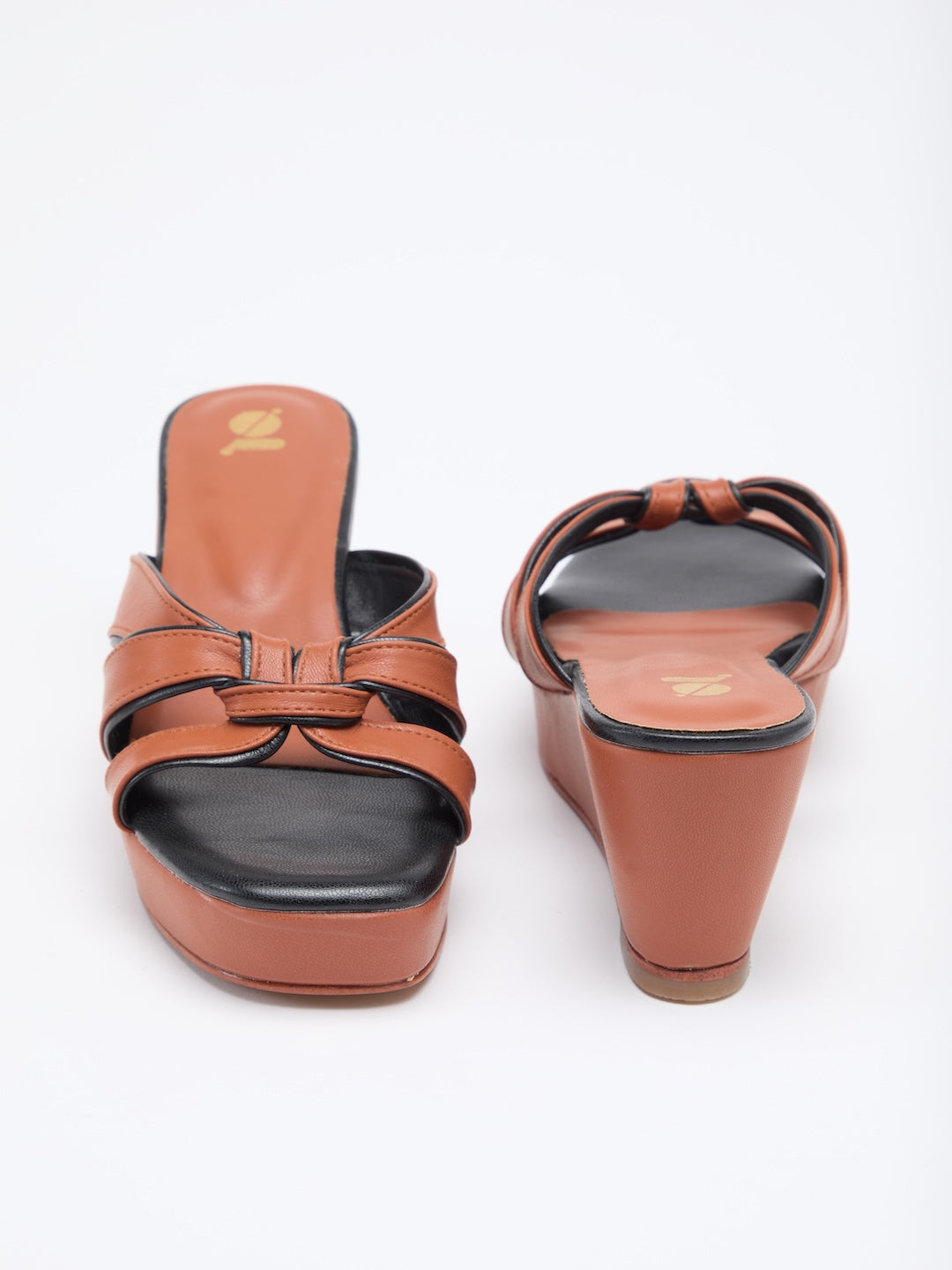 SYMMETRICAL PIPING PLATFORMS