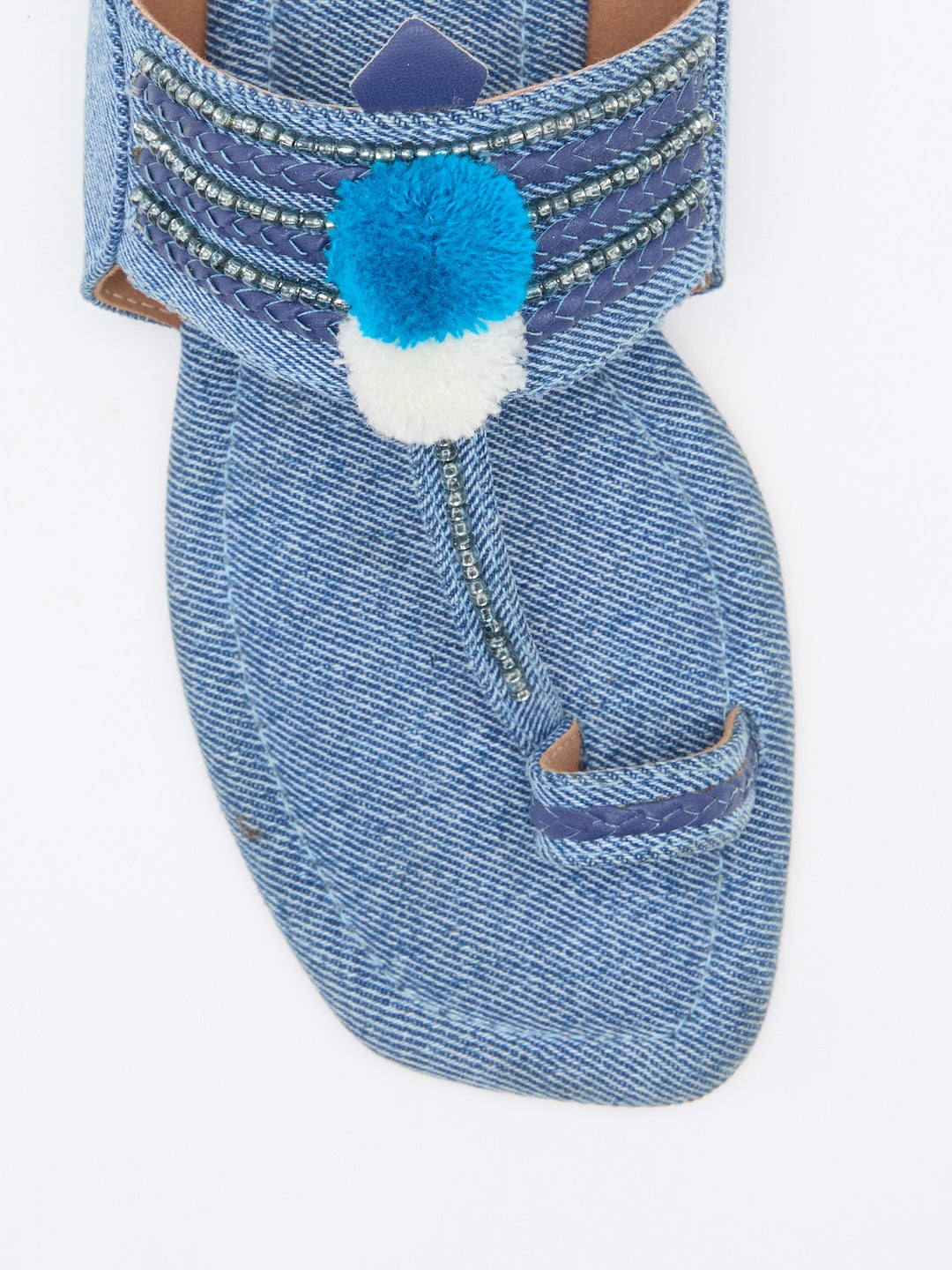 INDIGO BLOOM KOLHAPURIS