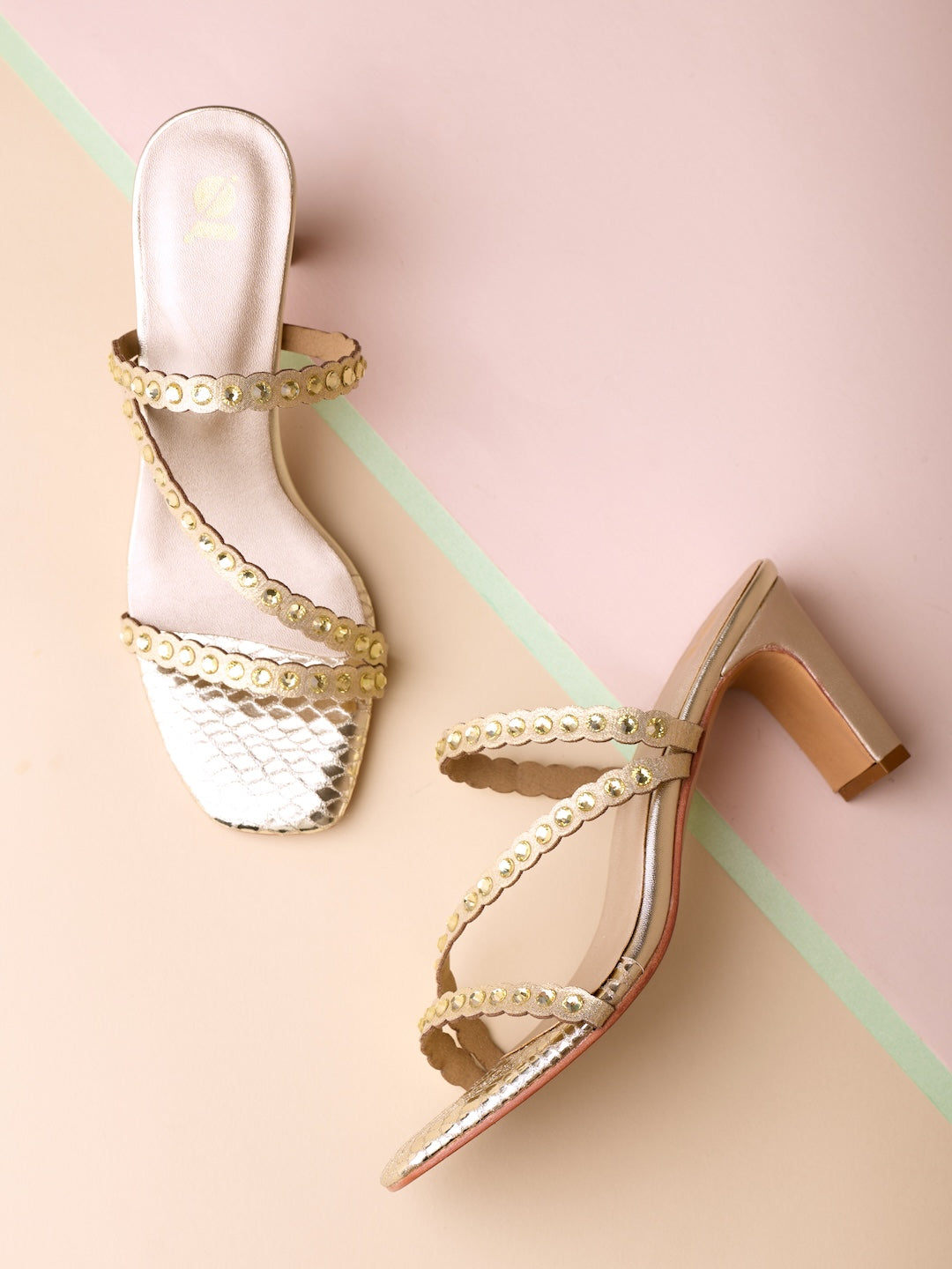 NOOR - E - NAZAR HEELS