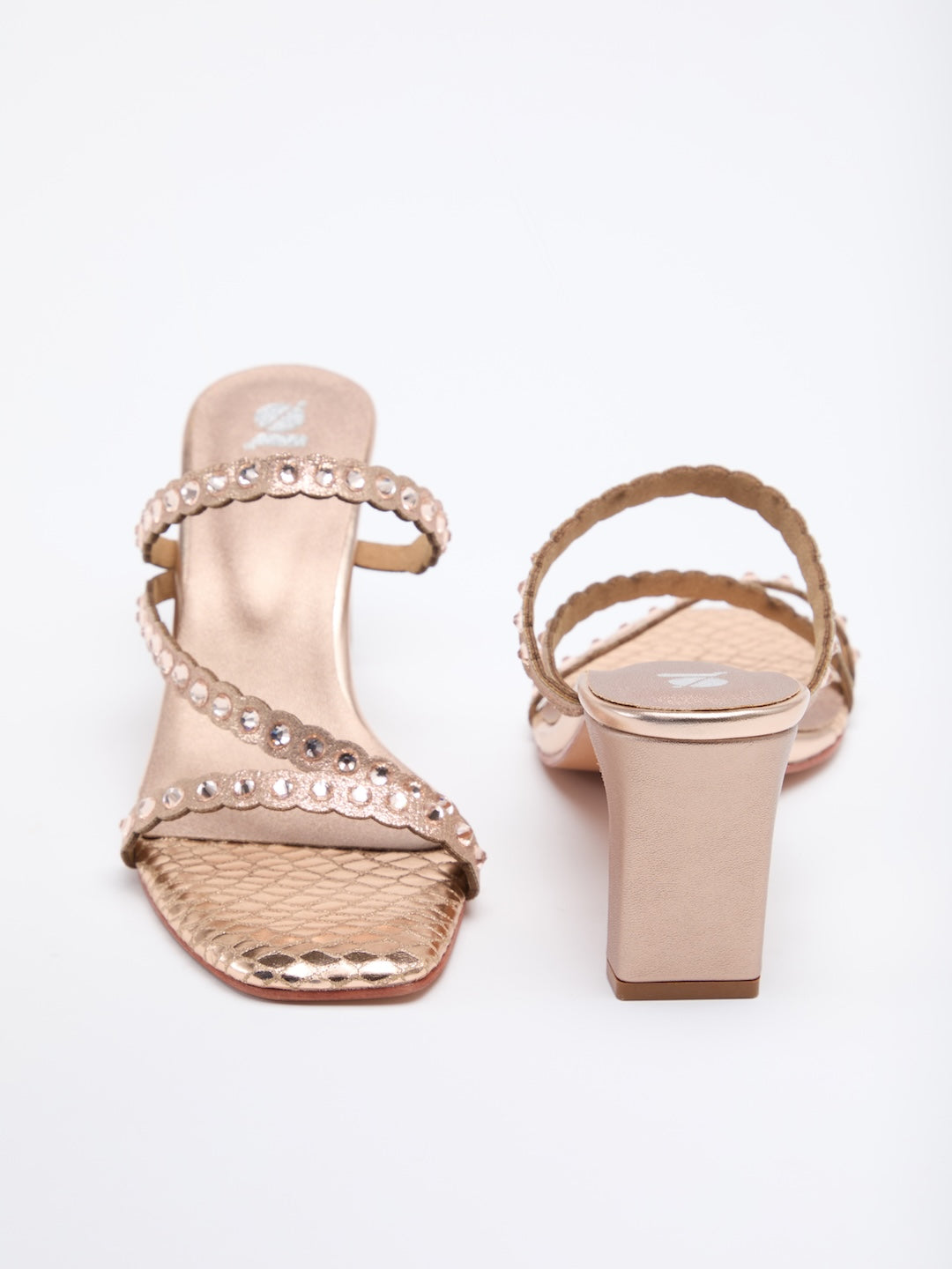NOOR - E - NAZAR HEELS