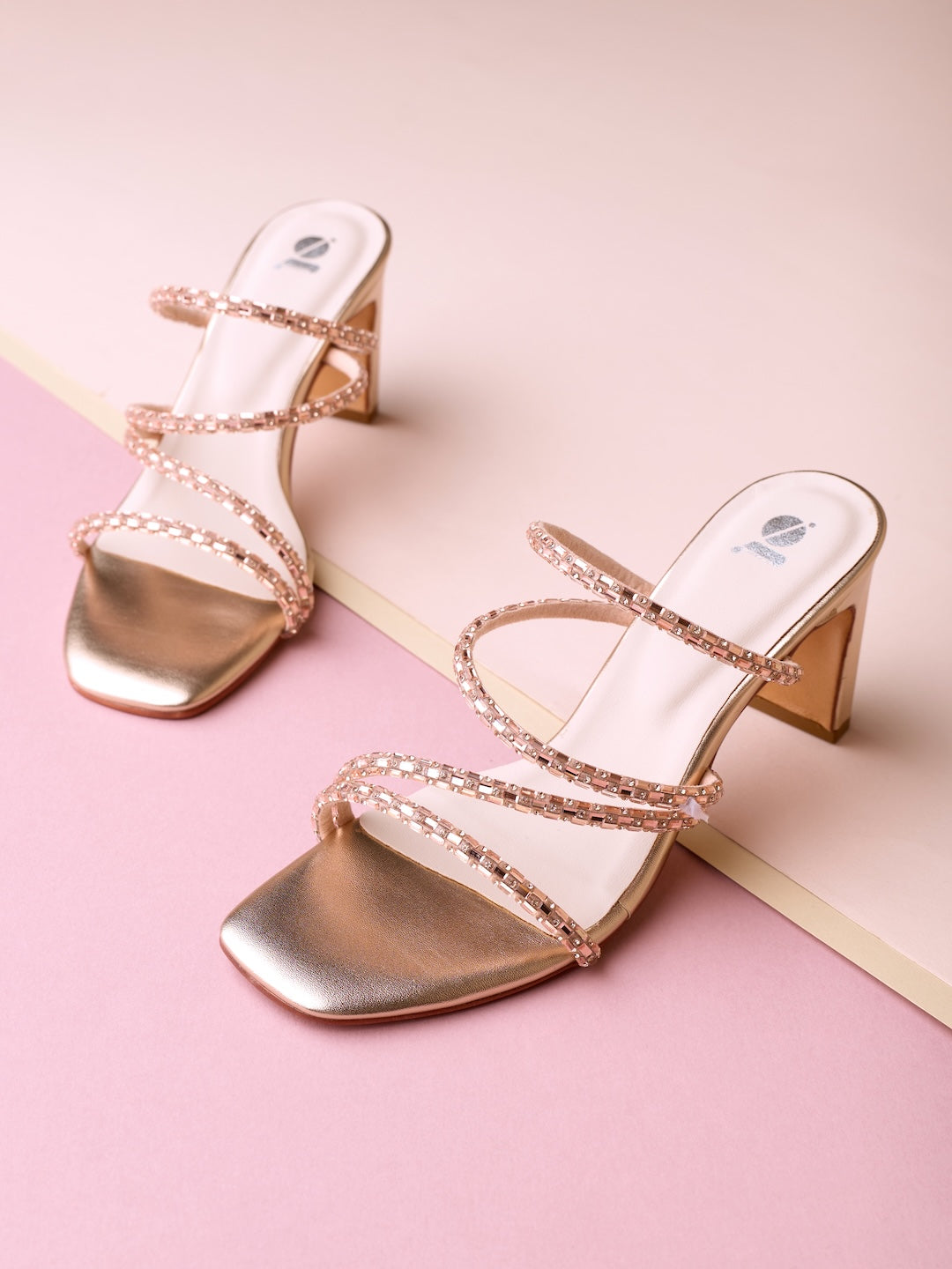 LUCKY CHARM HEELS