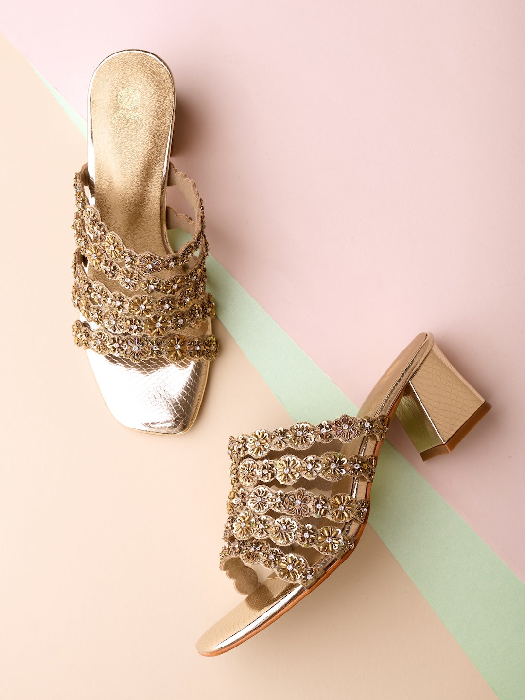 EMBELLISHED BLOOM HEELS