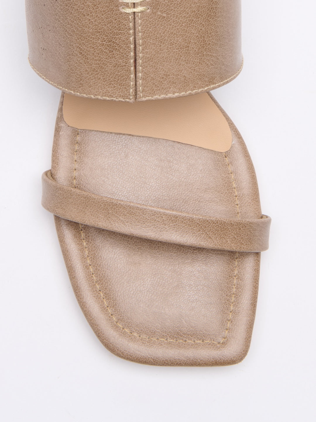 Cloud Command Heels