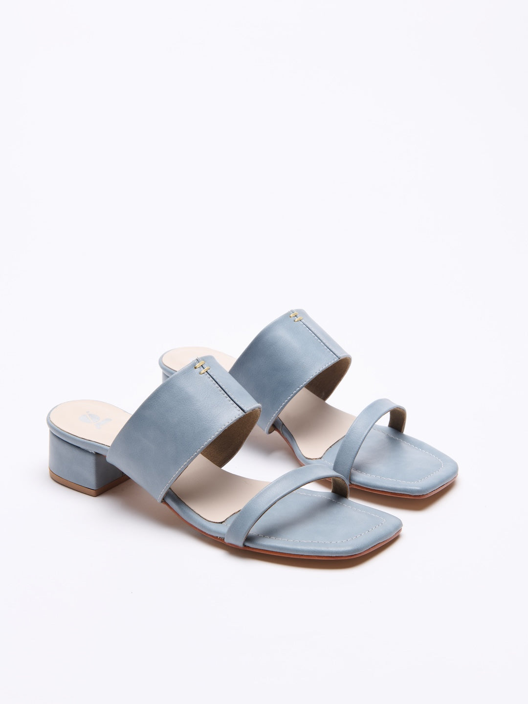 Cloud Command Heels