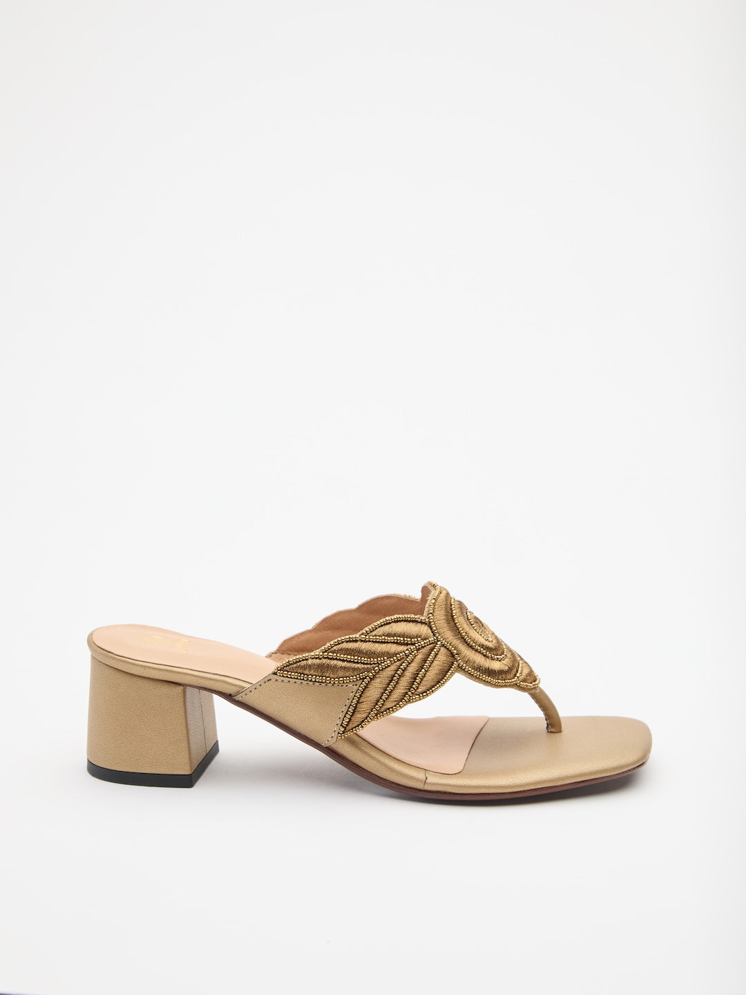 Rosette Court Heels