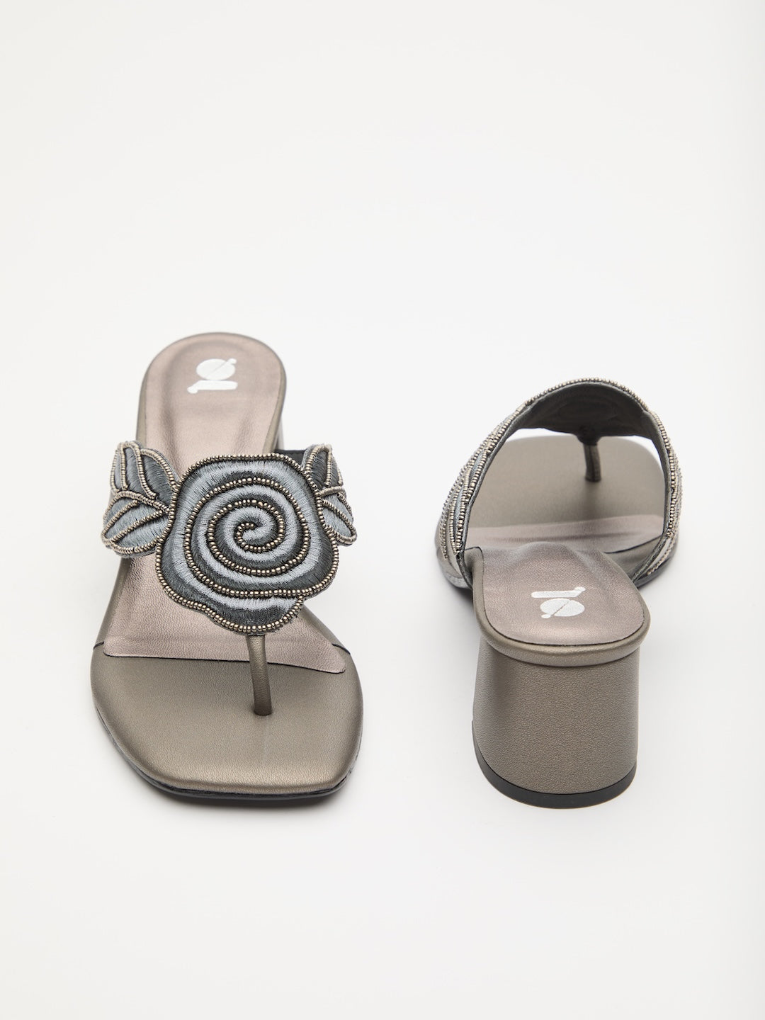 Rosette Court Heels