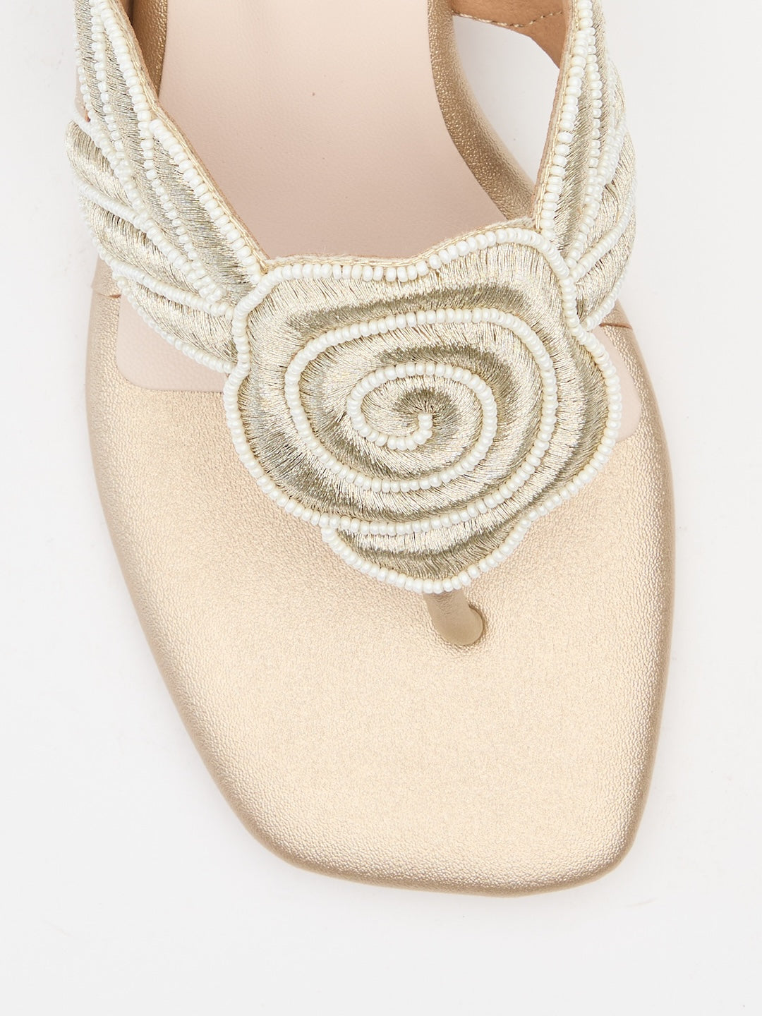 Rosette Court Heels