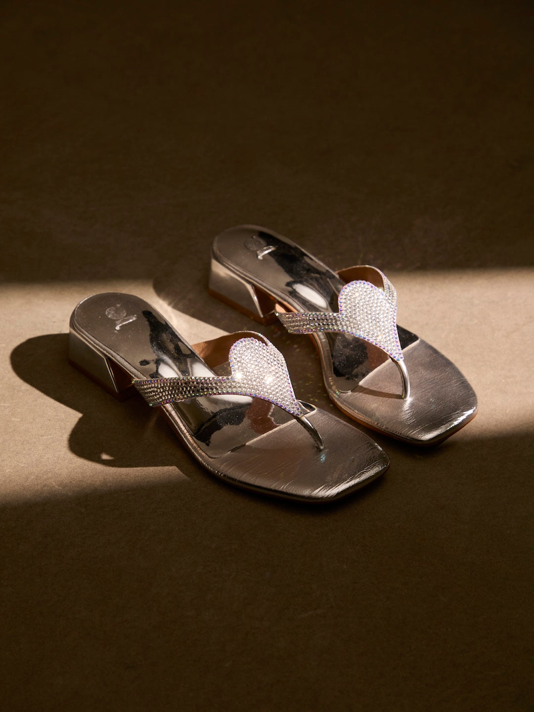 Lumen Arc Thongs
