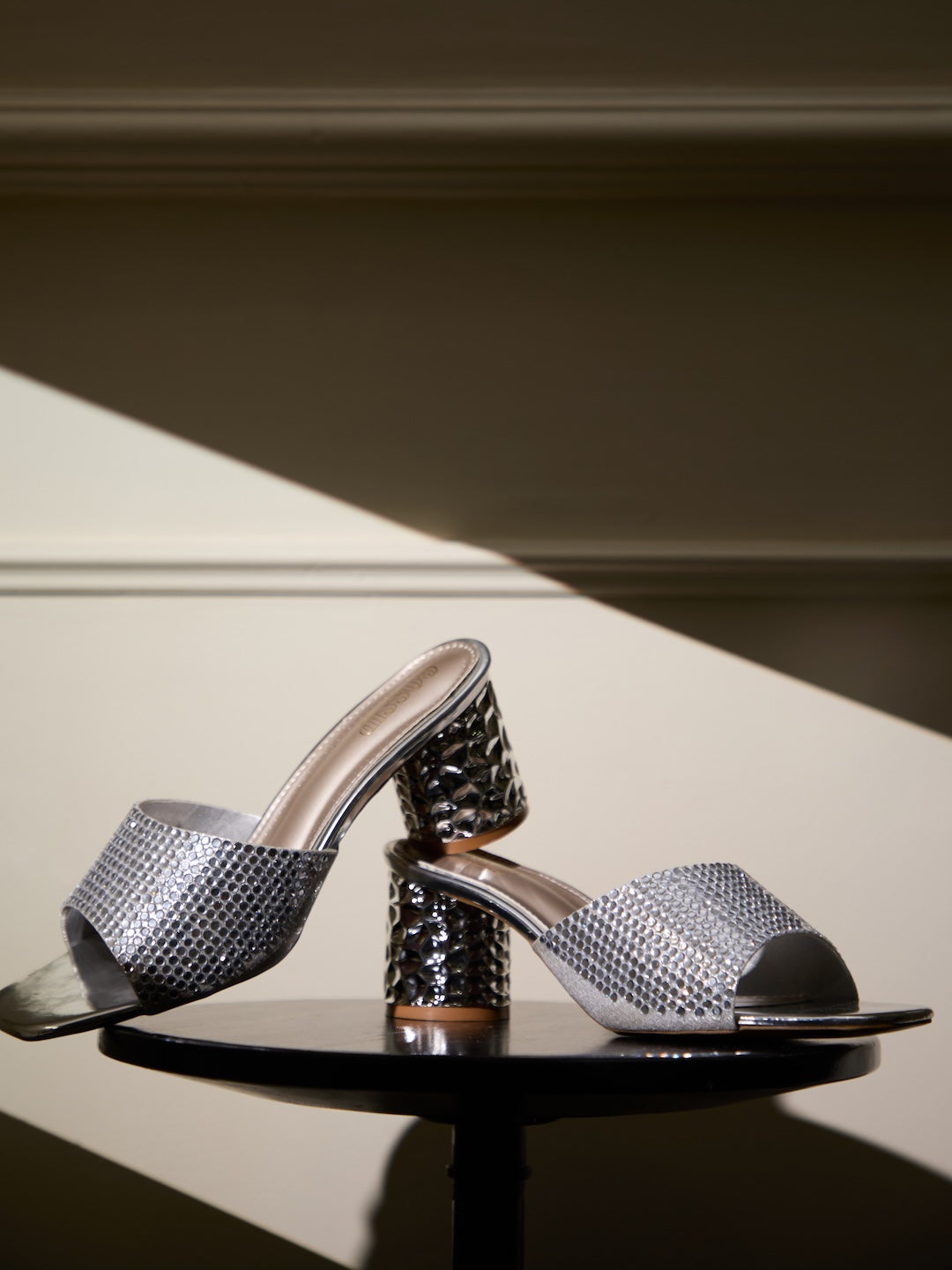 Aurelia Shine Heels