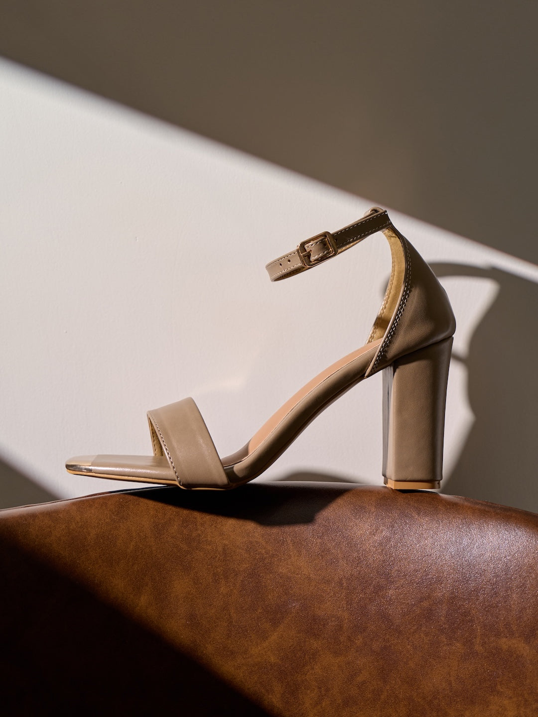 Nova Gilded Heels