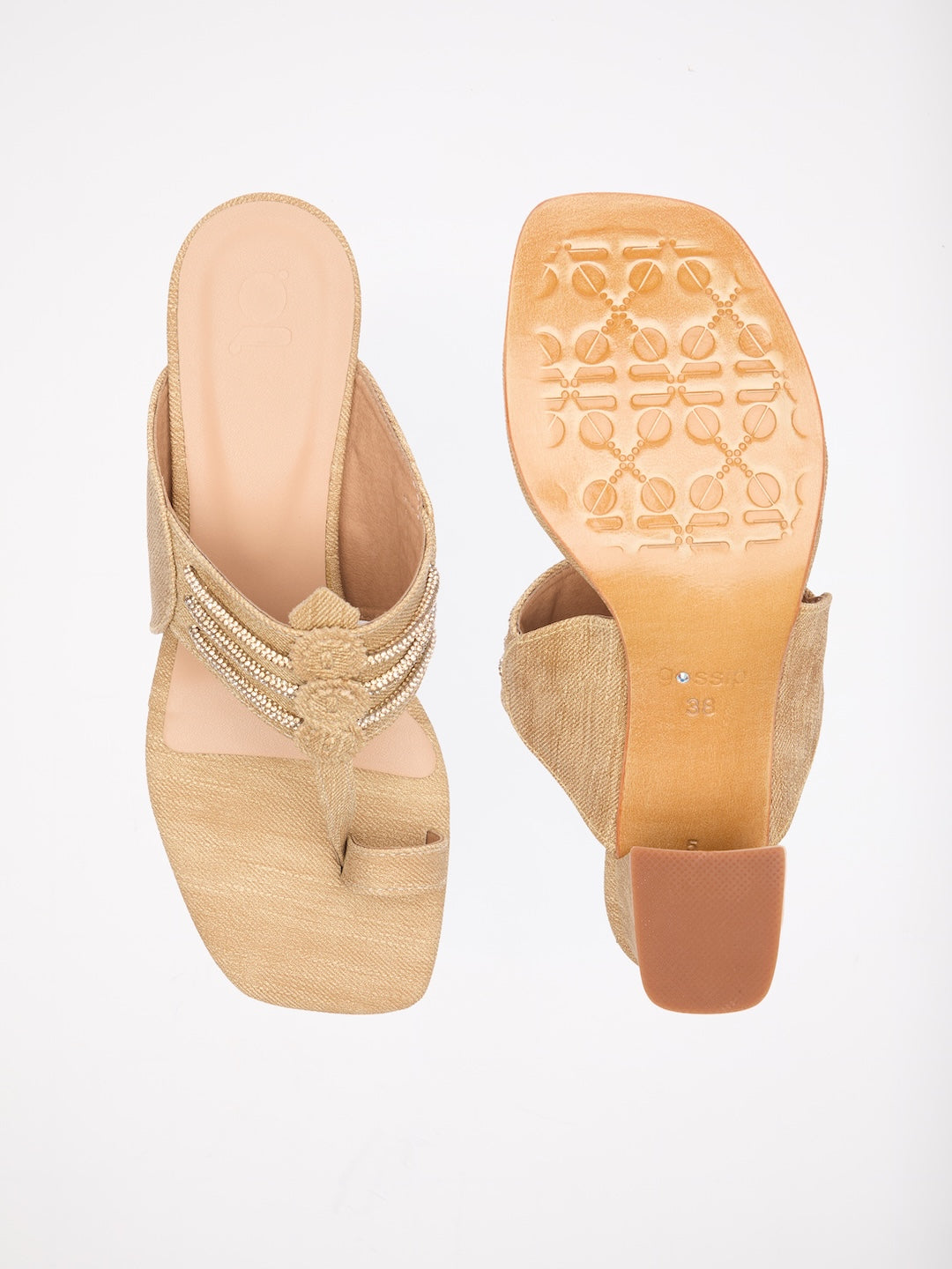 Noor Kohlapuri Heels
