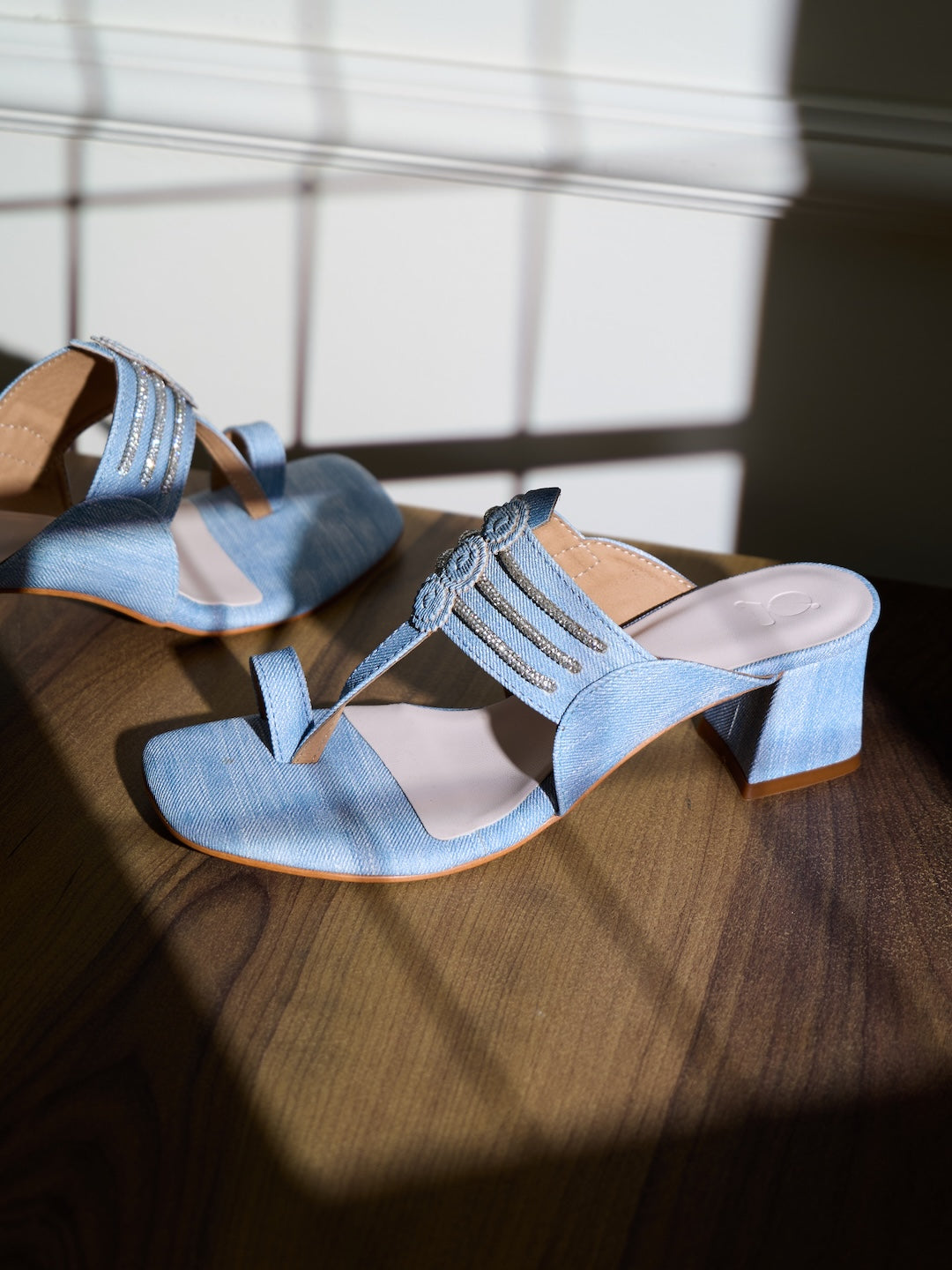 Noor Kohlapuri Heels