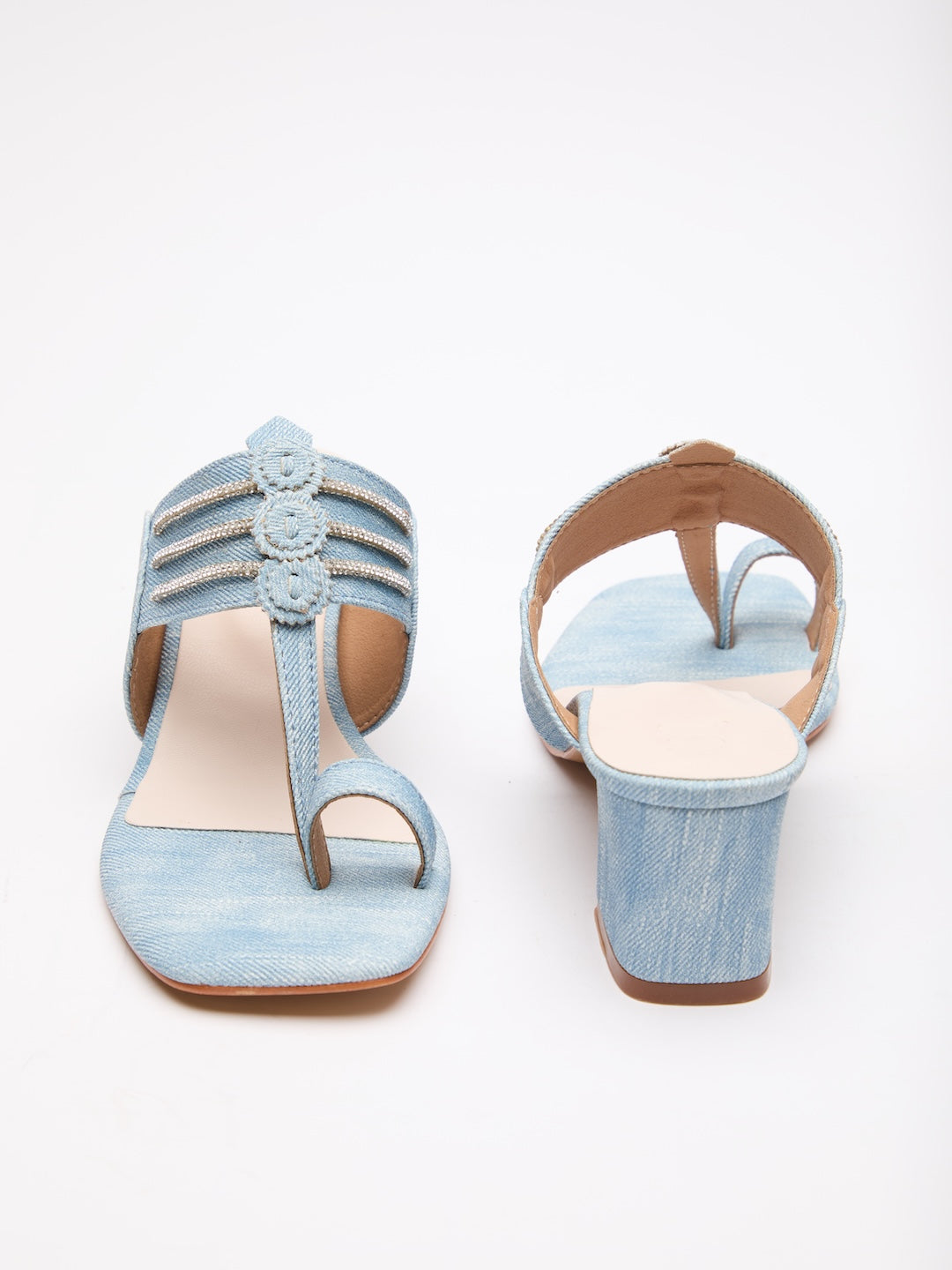 Noor Kohlapuri Heels