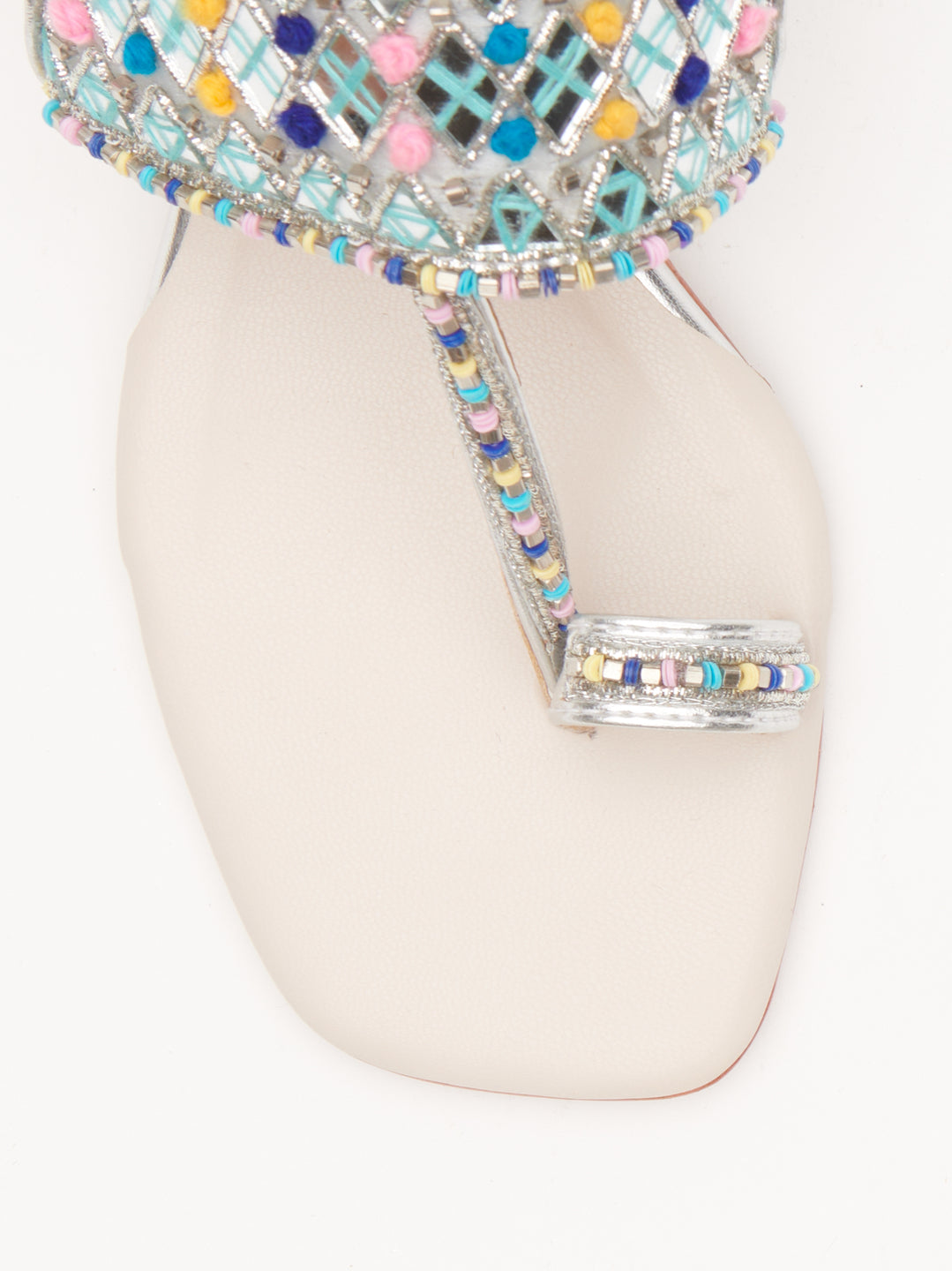 HANDCRAFTED ABHALA KOLHAPURI