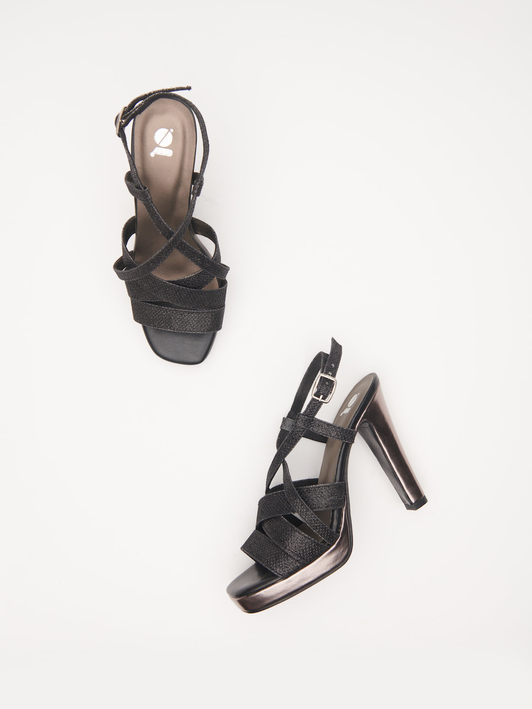 SANDRA FROM BANDRA HEELS