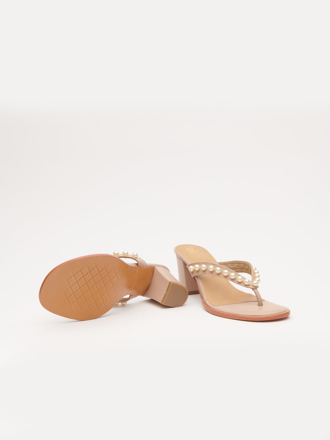 CONTEMPORARY PEARL HEELS